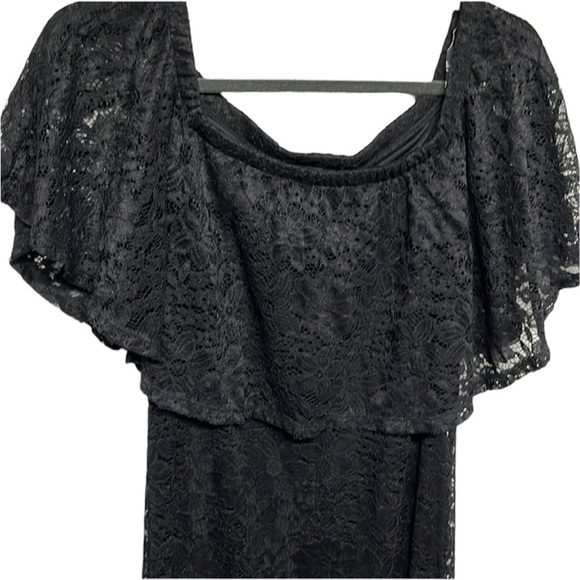 Ellen Weaver Gown - Picture 3 of 16